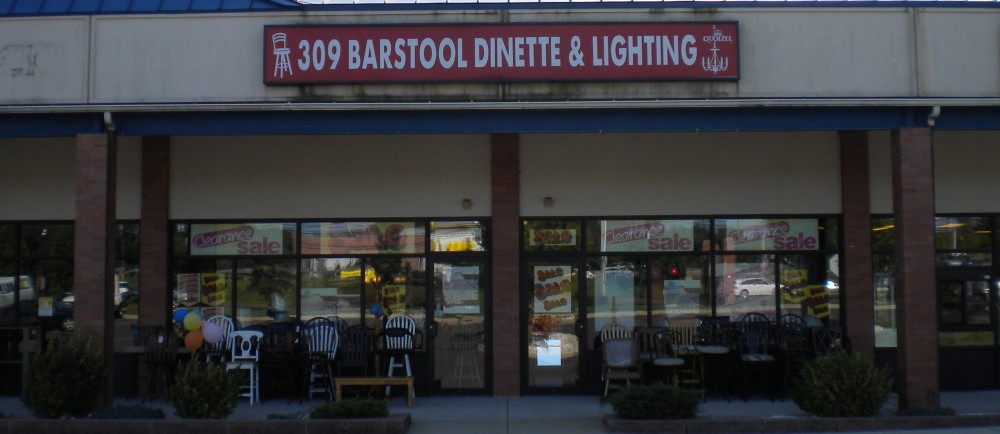 309 Barstool Dinette & Lighting